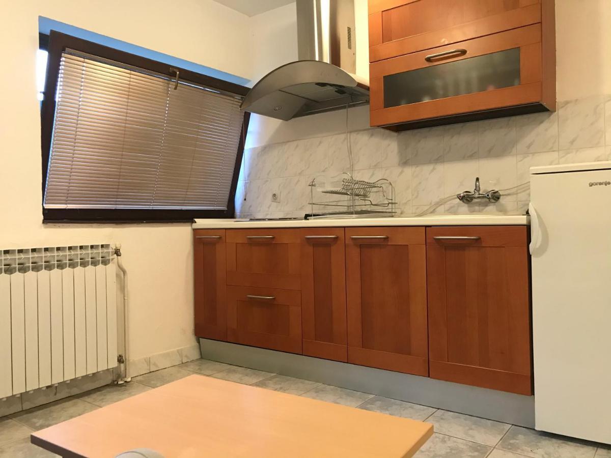 Apartmani Kosuta Tjentiste Extérieur photo