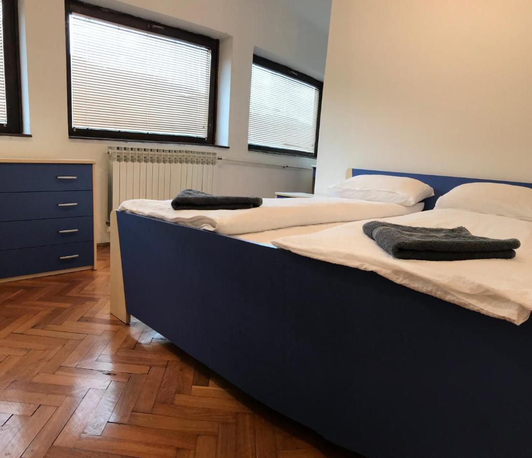 Apartmani Kosuta Tjentiste Extérieur photo