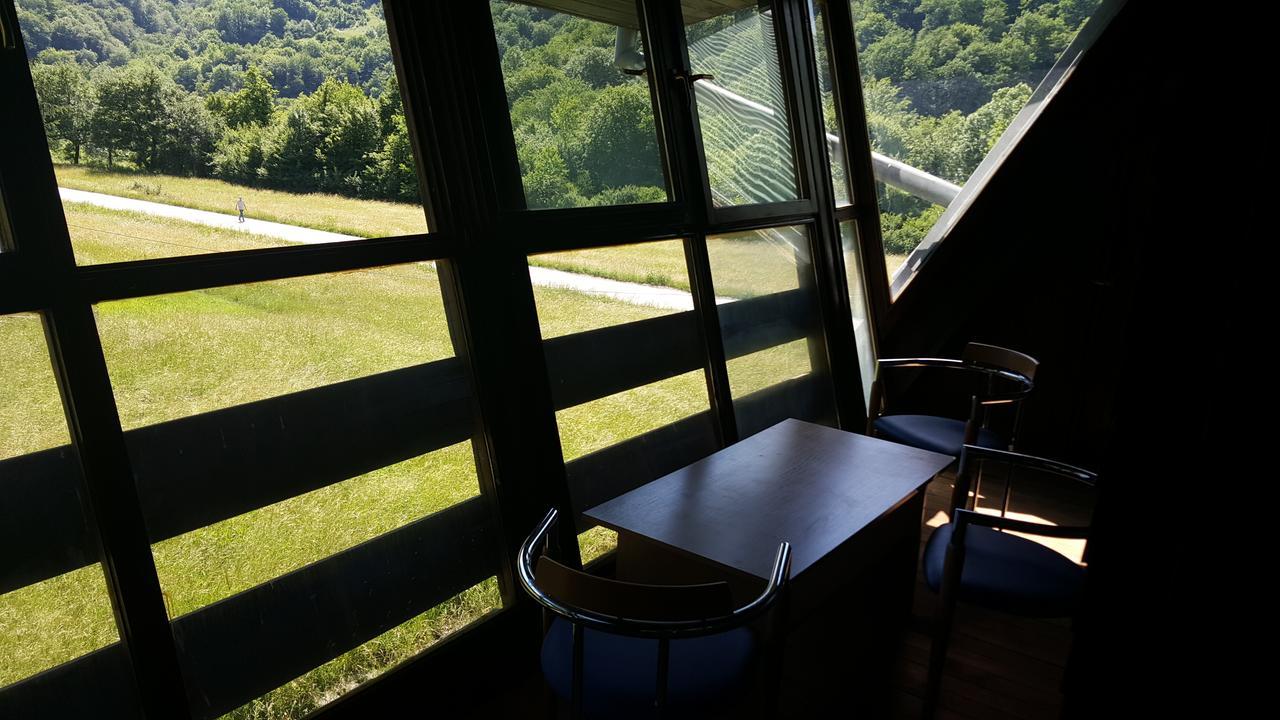 Apartmani Kosuta Tjentiste Extérieur photo
